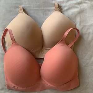 2-VICTORIA SECRET PINK/NUDE WEAR EVERYWHERE WIRELESS PUSH UP BRAS 38DD